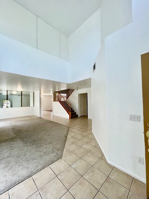 Building Photo - 4485 Thornbush Dr
