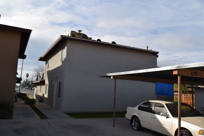 Fresh paint on entire building. - 4124 Parker Ave