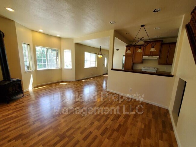 Foto del edificio - 1247 NE Williams St