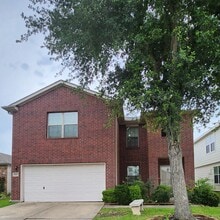 Building Photo - 15227 Mission Oak Dr
