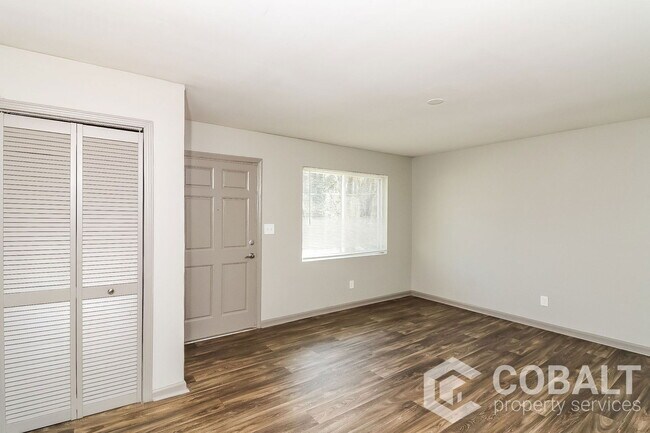 Foto del edificio - 2138 Park Terrace