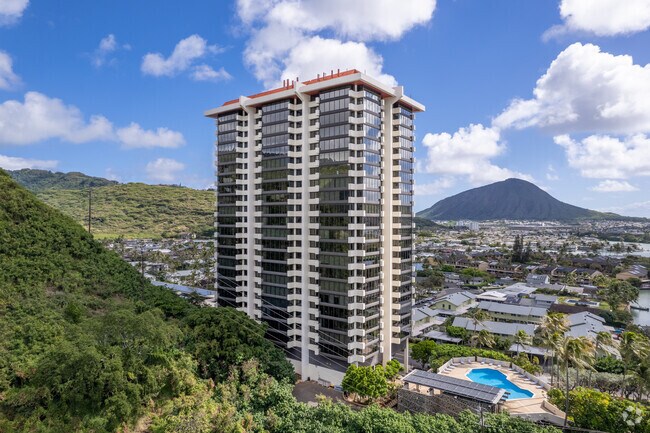 Building Photo - Mount Terrace Condominiums