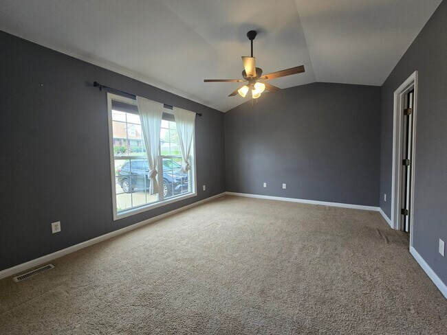 Foto del edificio - 2723 Mollys Ct