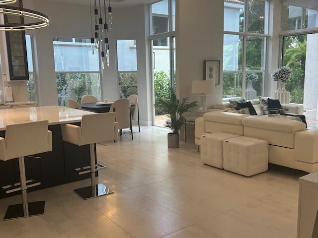Foto del edificio - 127 Sunset Cove Ln