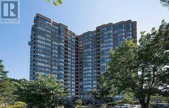 Building Photo - 175 Bamburgh Cir