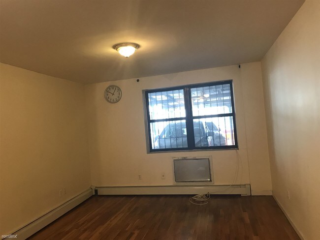 Building Photo - 2 br, 2 bath  - 286 Tompkins Ave
