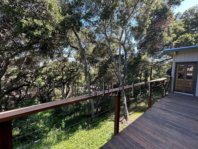 Foto del edificio - 3BR/ 2BA CARMEL VALLEY RETREAT