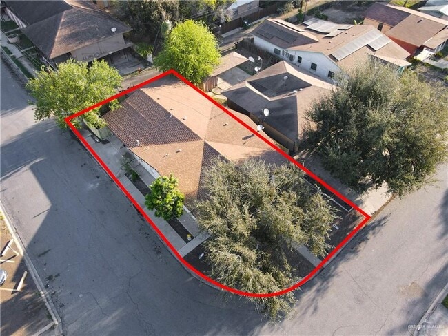 Building Photo - 2524 Fir Ave