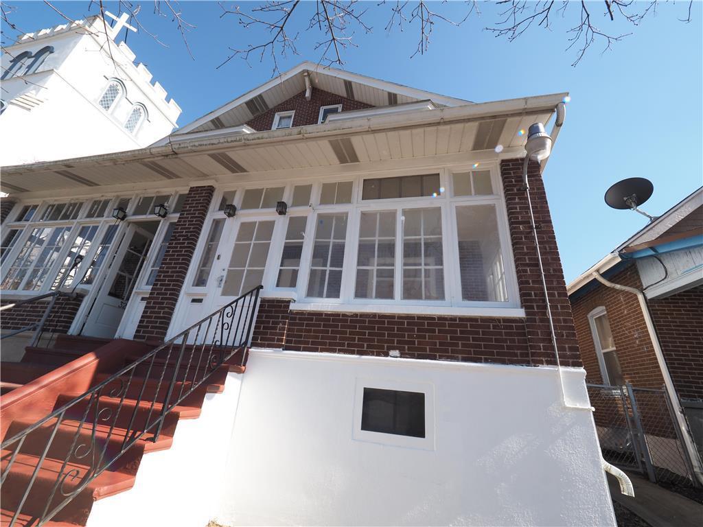 Primary Photo - 326 E Hamilton St