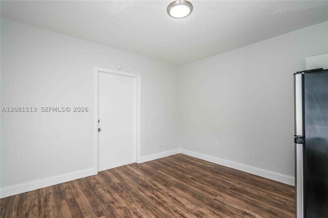 Building Photo - 437 NE 82nd St