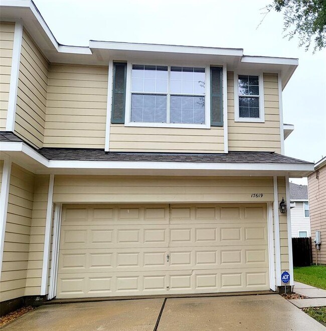 Foto del edificio - 17619 Bering Bridge Ln