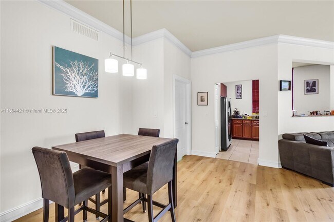 Foto del edificio - 3001 NE 185th St