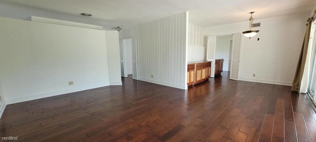 Building Photo - 3 br, 2 bath House - 949 W Royal Palm Rd