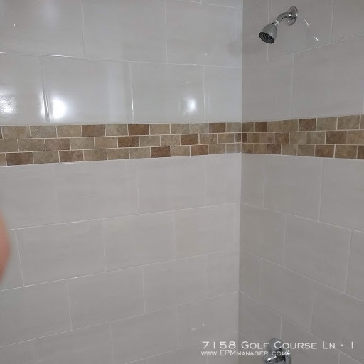 Foto del edificio - 7158 Golf Course Ln