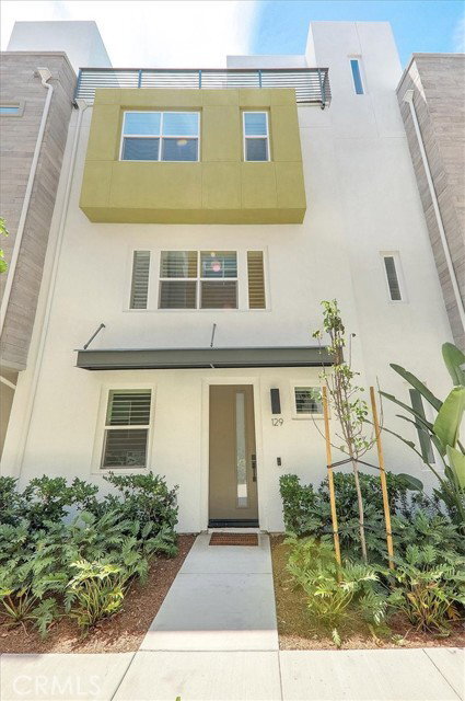 Photo - 987 East Mason Lane Apt #129, Anaheim, CA 92805 - 3 BR 3 BA house