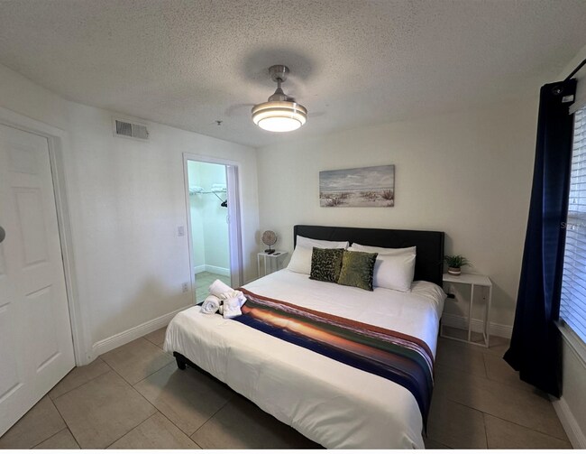 Foto del edificio - 2216 Grand Cayman Ct