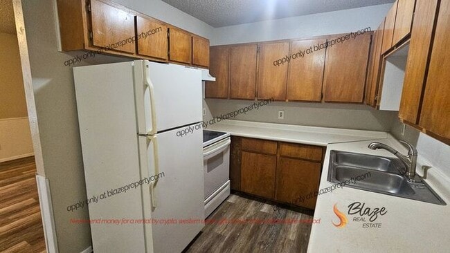 Building Photo - Charming 1-Bedroom Apartment in a Cozy 20-...