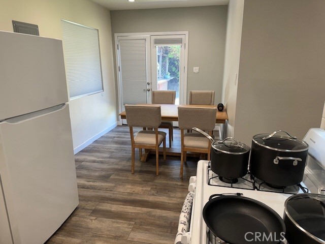 Foto del edificio - 12913 Whitewood Ave