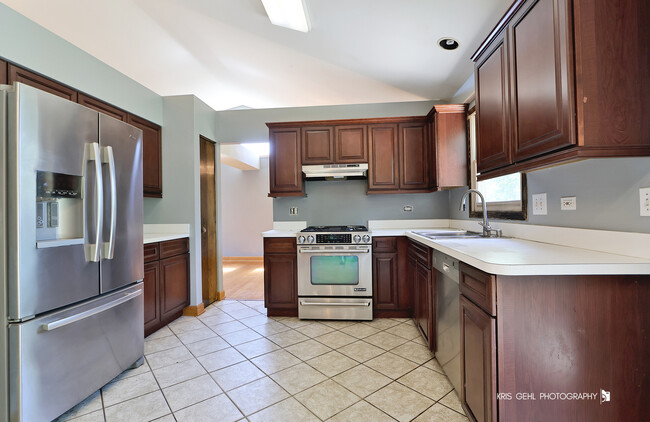 Building Photo - 2626 N Cherry Cove Ln