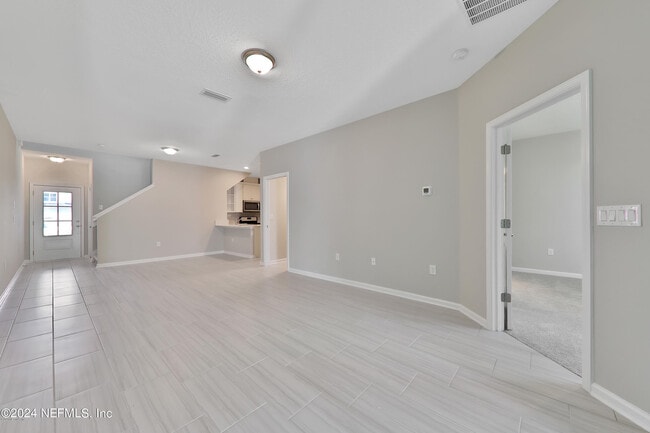 Building Photo - 363 Tamar Ct