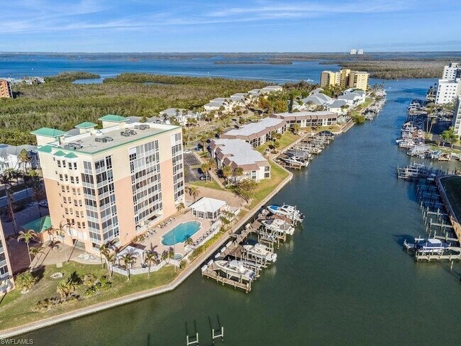 Foto del edificio - 170 Lenell Rd