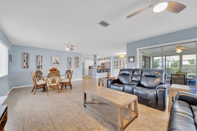 Foto del edificio - 2401 Riverbluff Pkwy