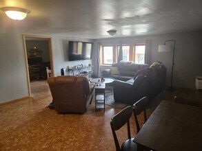 Building Photo - 408 Grant St