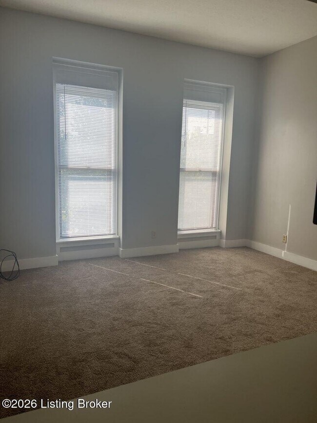 Building Photo - 1009 S 3rd St