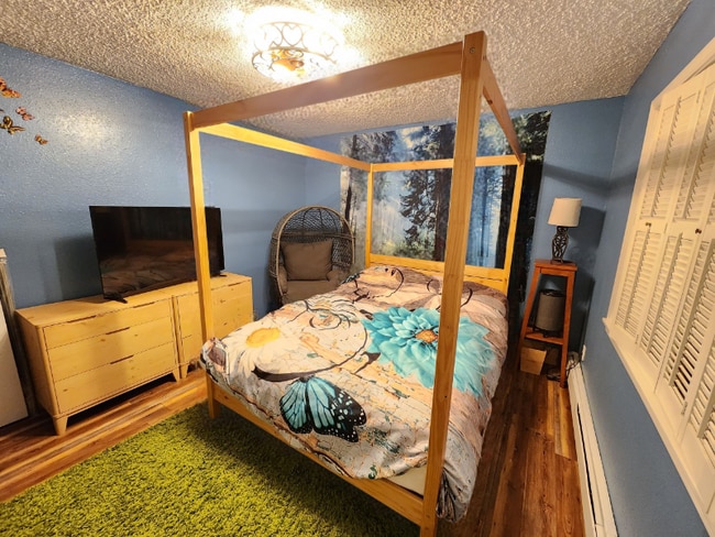 Foto del edificio - 3314 Hiland Dr