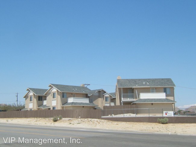 Building Photo - 16074 Muni Rd