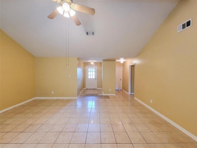 Foto del edificio - 20431 Jasperwood Ln