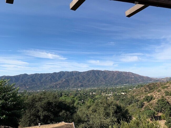 Foto del edificio - Home in La Crescenta Mountains