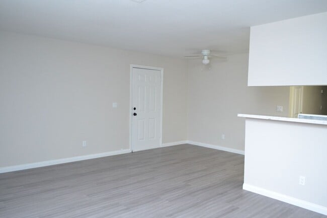 Building Photo - 5285 Retablo Ave