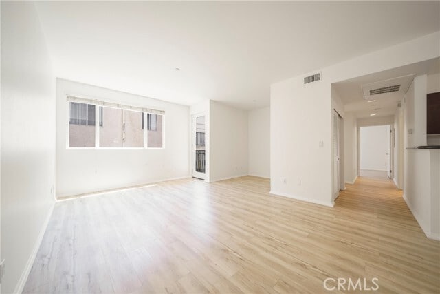 Building Photo - 13941 Sherman Way