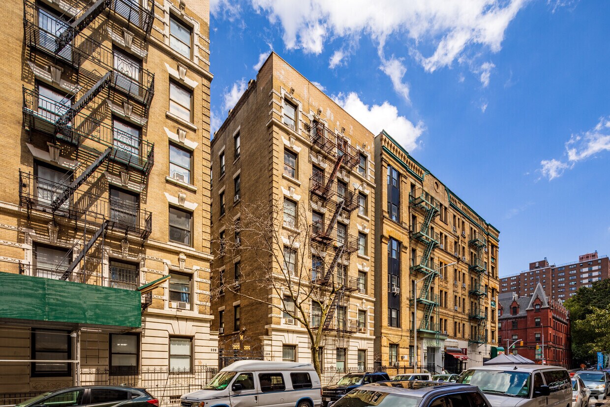 Primary Photo - 205 W 103rd St
