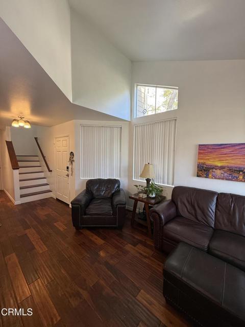 Foto del edificio - 137 E Scott St