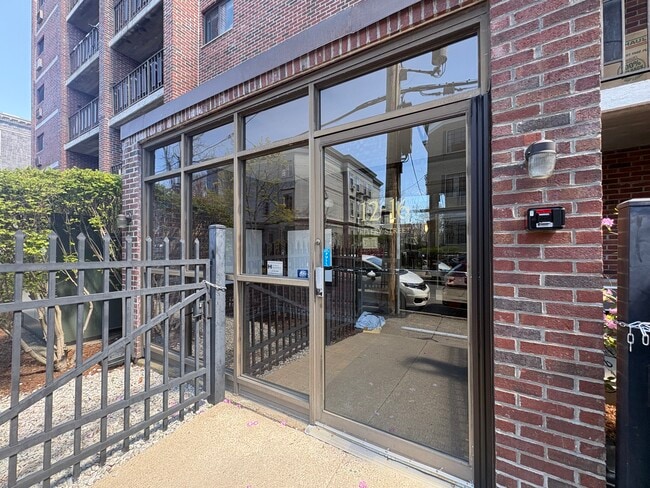 Building Photo - 12 Ellery St