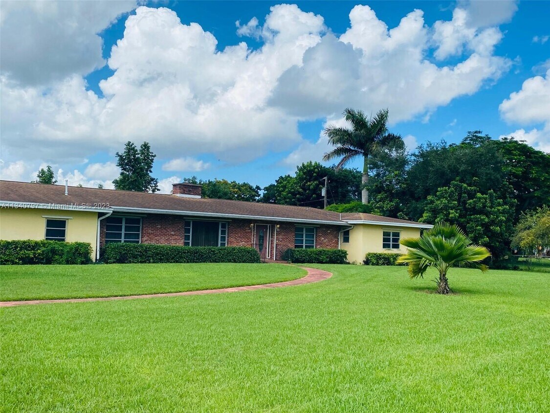 17295 SW 292nd St, Homestead, FL 33030 House Rental in Homestead, FL