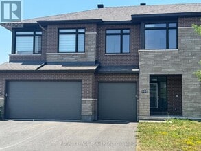 Building Photo - 695 Cairn Cres