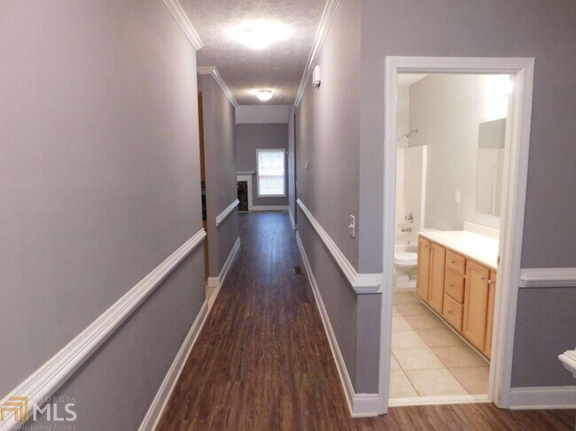 Foto del edificio - 2335 Jenna's Way