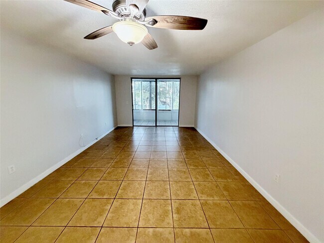 Foto del edificio - 1810 N Lauderdale Ave