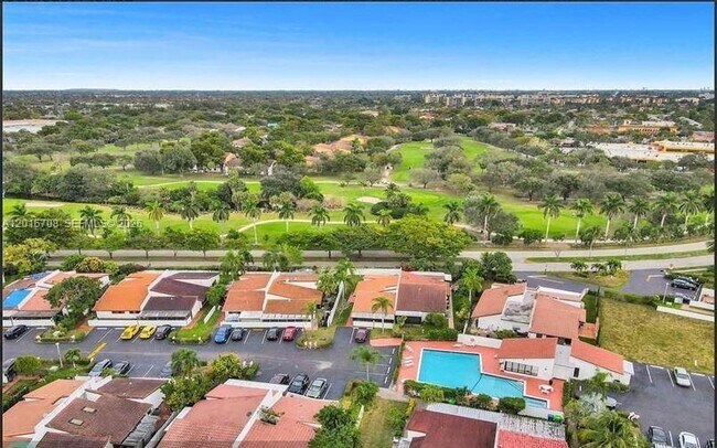 Foto del edificio - 8273 NW 36th St