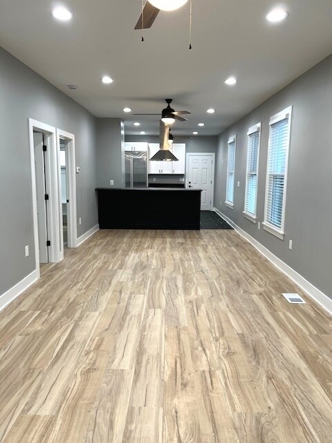 Foto del edificio - 2115 N Kostner Ave