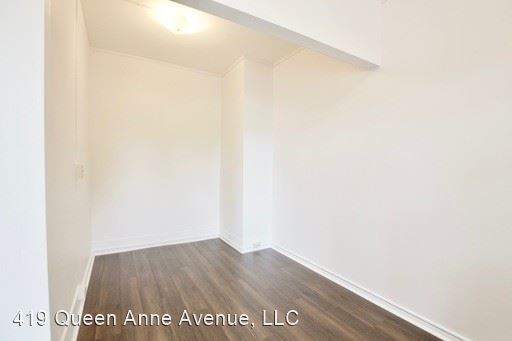Building Photo - 419 Queen Anne Ave N