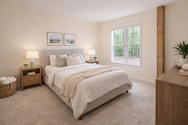 Building Photo - 515 Hollis Rd