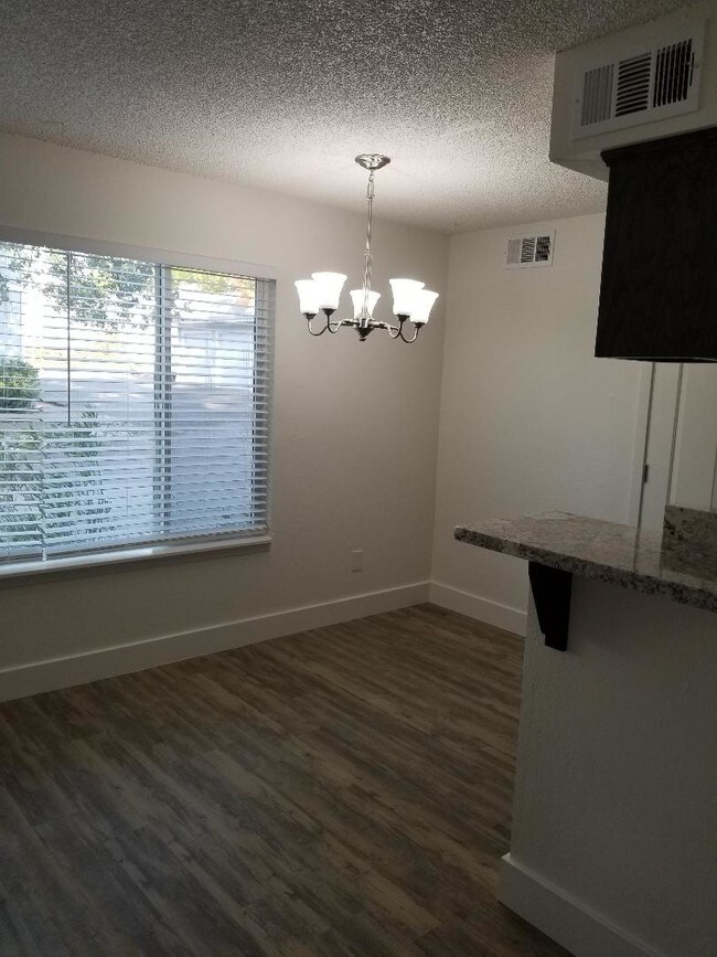 914 Jamieson Ct Unit 2, Redding, CA 96003 Apartment for Rent in