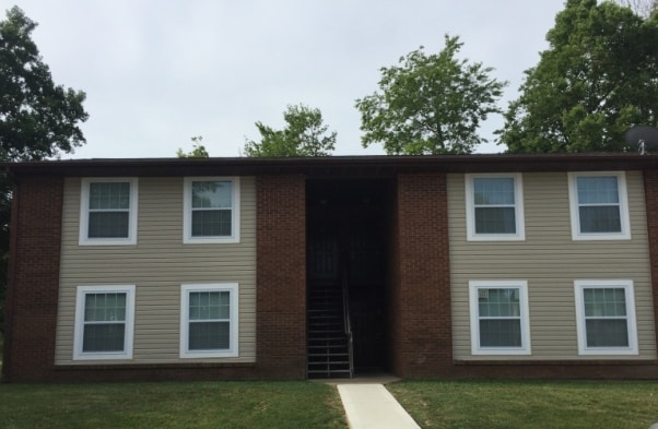 Building Photo - 9 Cherry Tree Ln