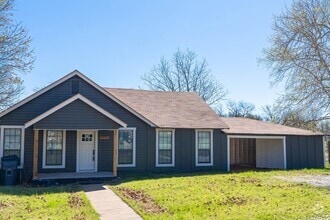 Building Photo - 4200 Valview Dr