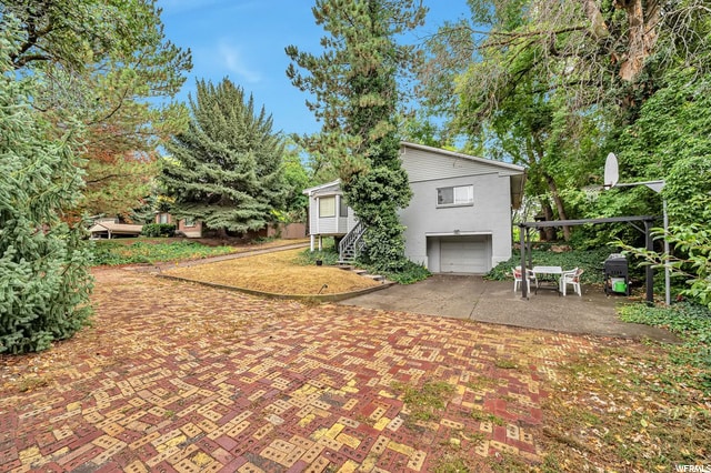 Building Photo - 2564 E Wren Rd