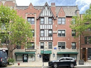 Building Photo - 4832 N Damen Ave